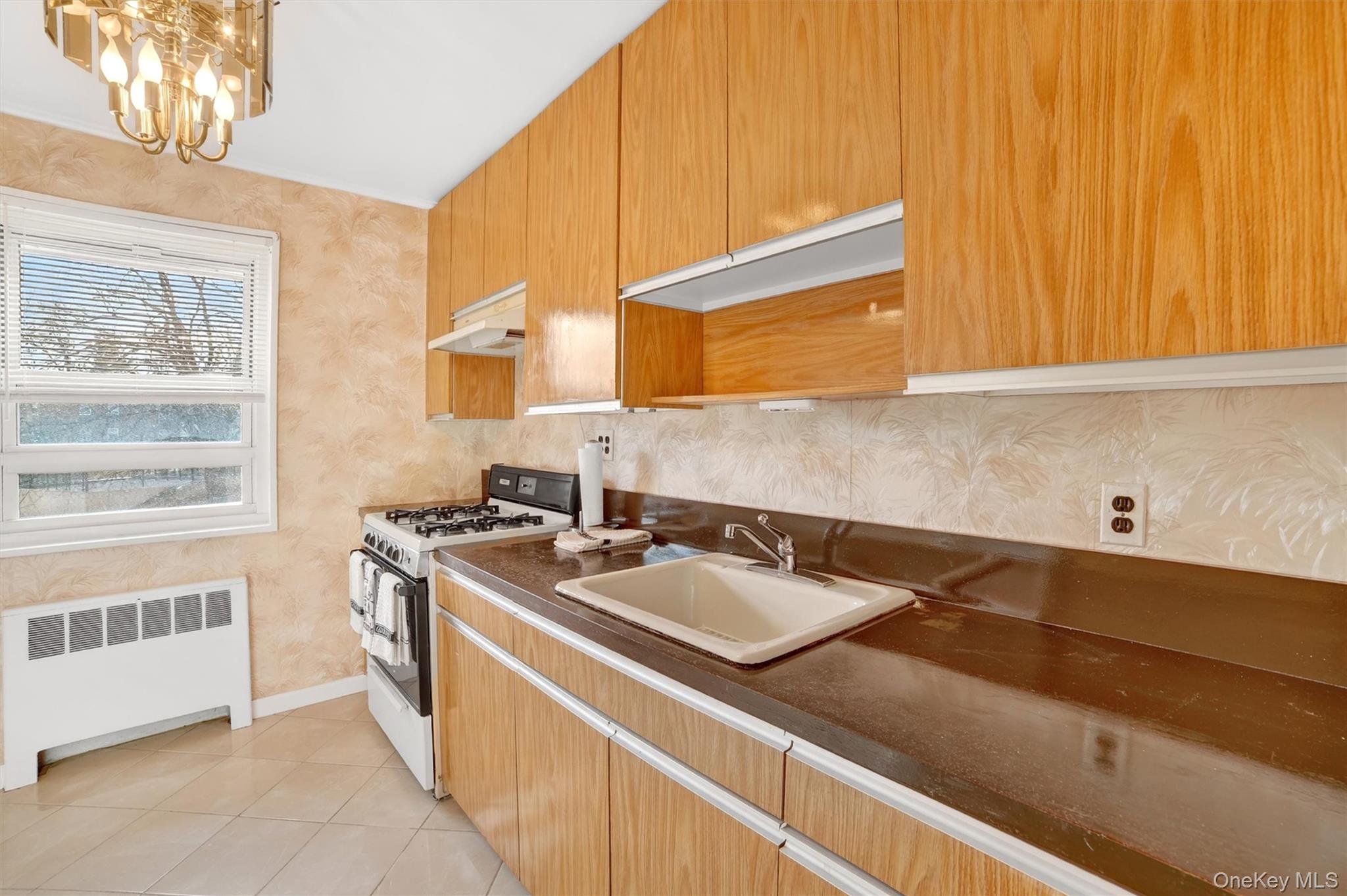 #4 photo, 10 Dehaven Drive, Yonkers , NY 10703