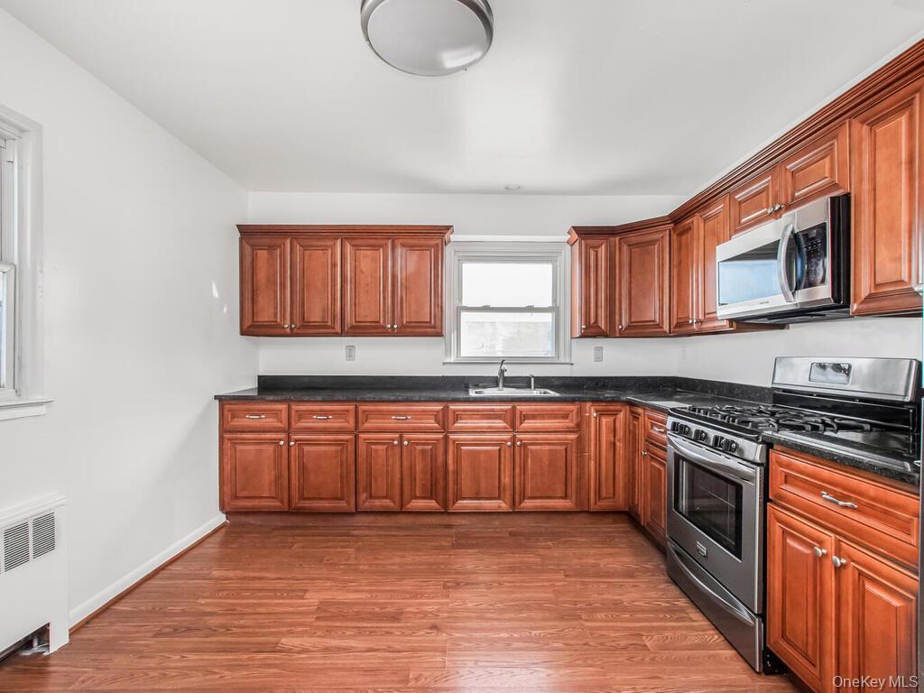 #1 photo, 226 Kingston Avenue, Yonkers , NY 10701