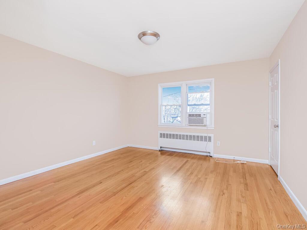 #5 photo, 226 Kingston Avenue, Yonkers , NY 10701