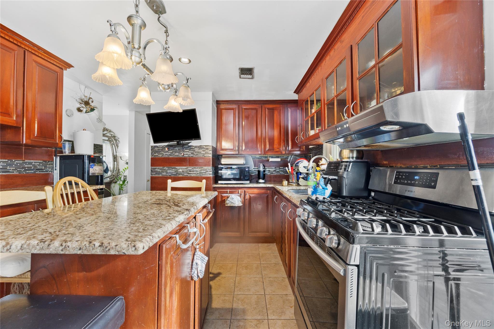 #5 photo, 37 Okane Street, Central Islip , NY 11722