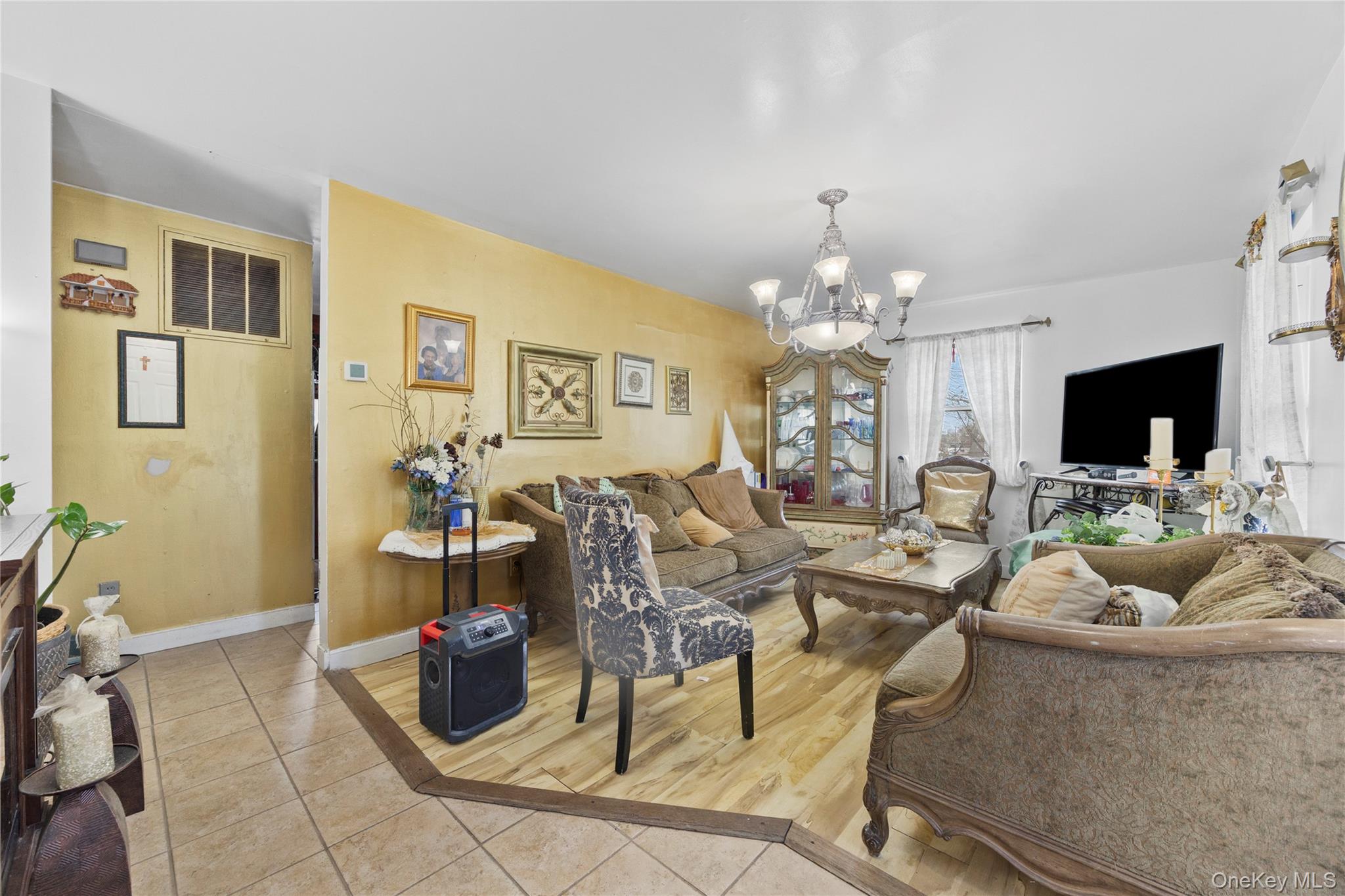 #8 photo, 37 Okane Street, Central Islip , NY 11722