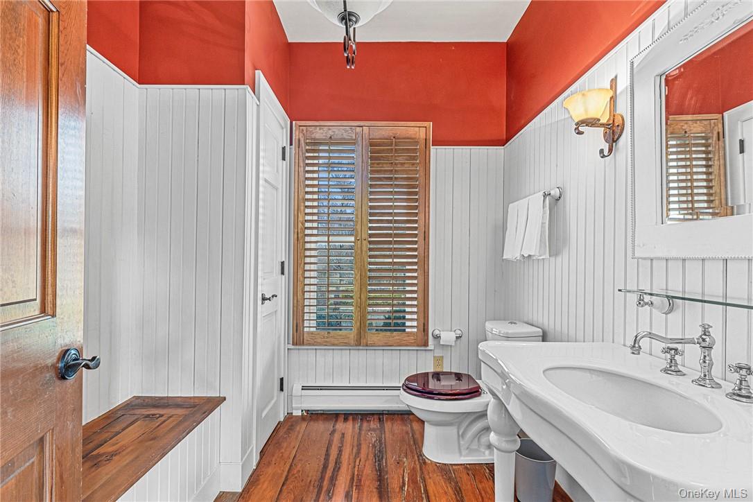 #11 photo, 4431 Route 44, Millbrook , NY 12545