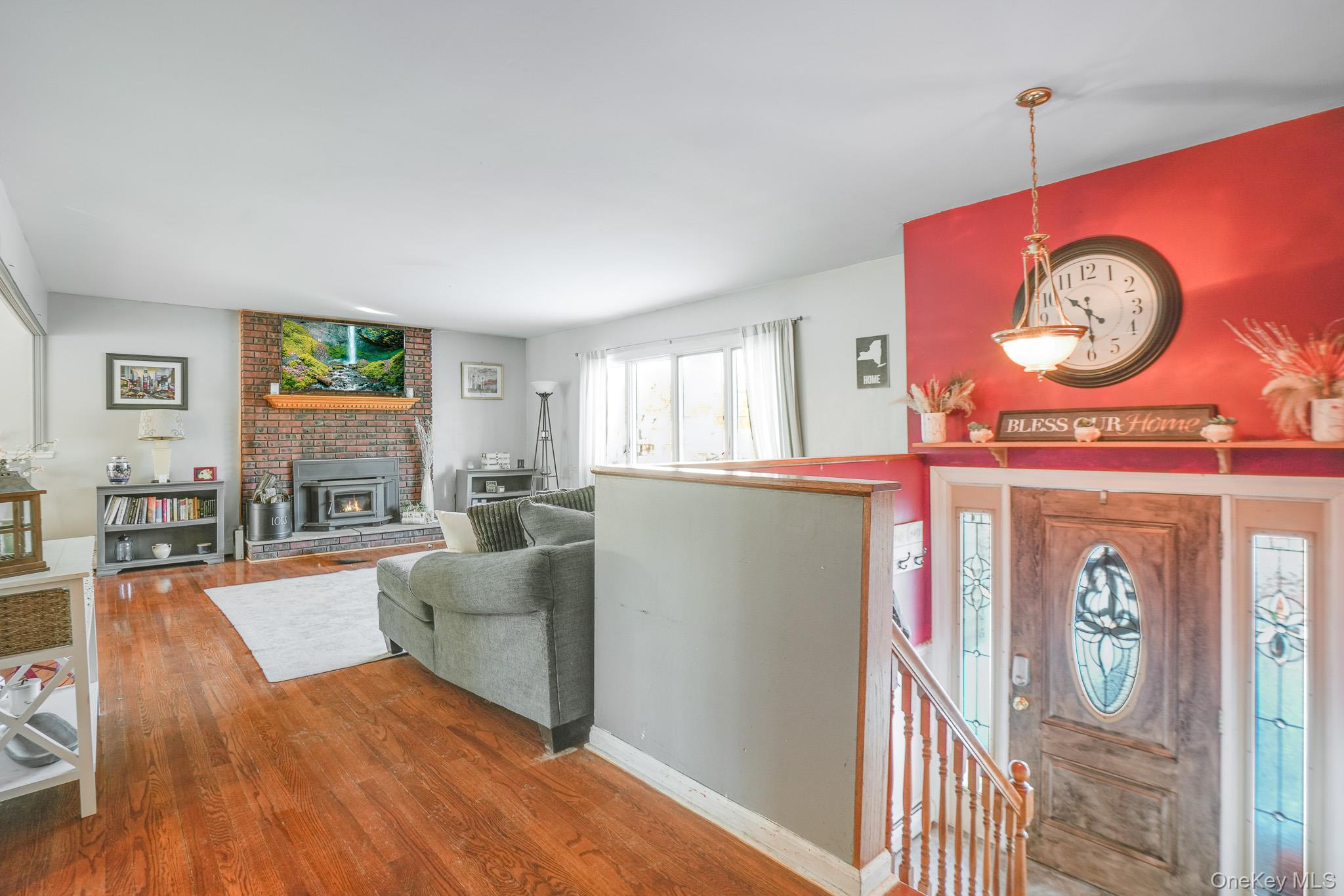 #4 photo, 7 Russ Place, 紐約州 Wappingers Falls , NY 12590