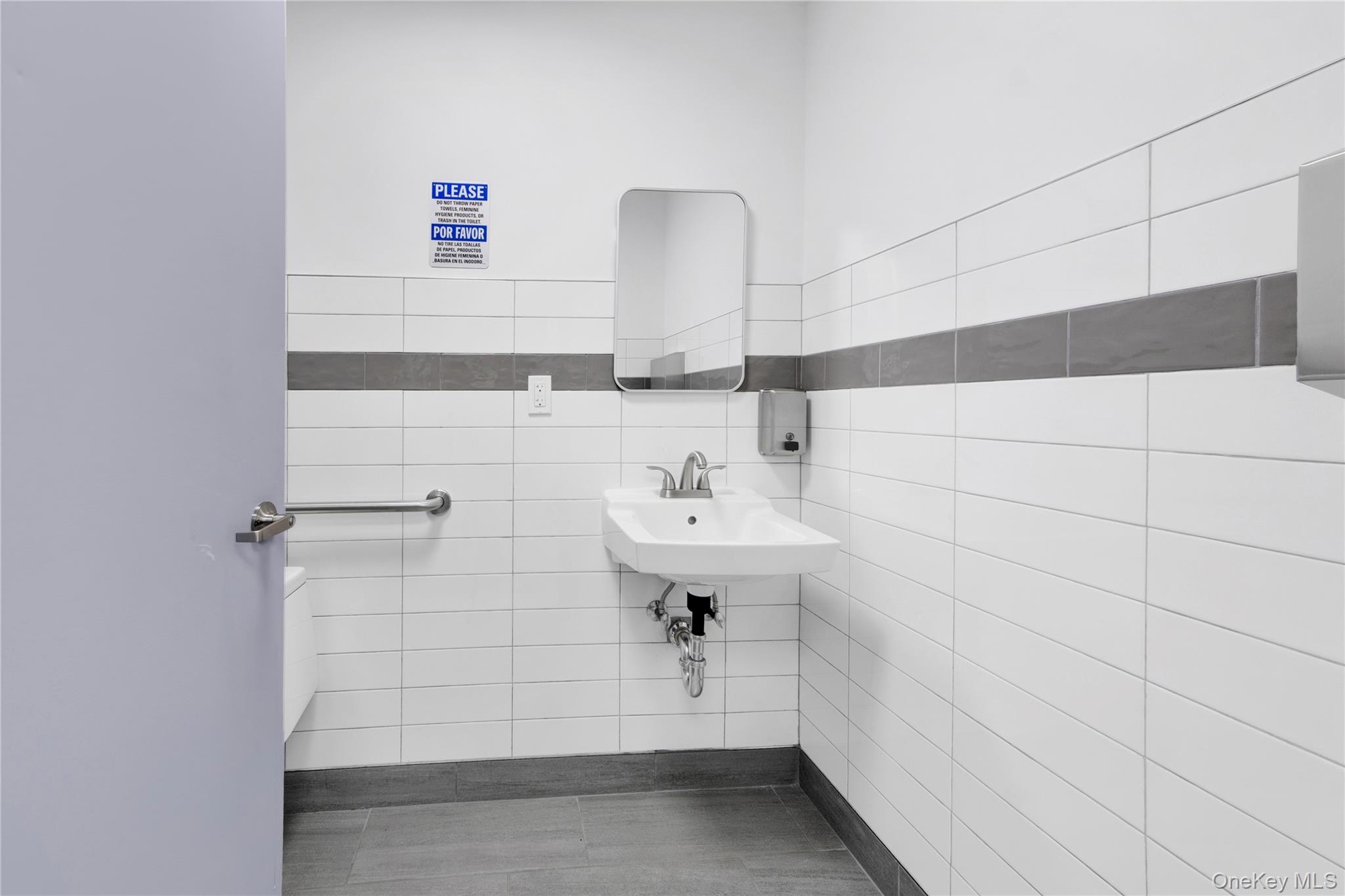 #13 photo, 505 W 168th Street, New York (Manhattan) , NY 10032