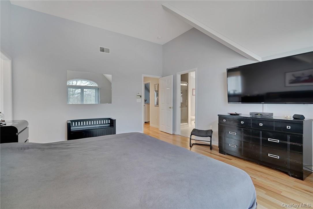 #19 photo, 99 Summit Avenue, Central Valley , NY 10917