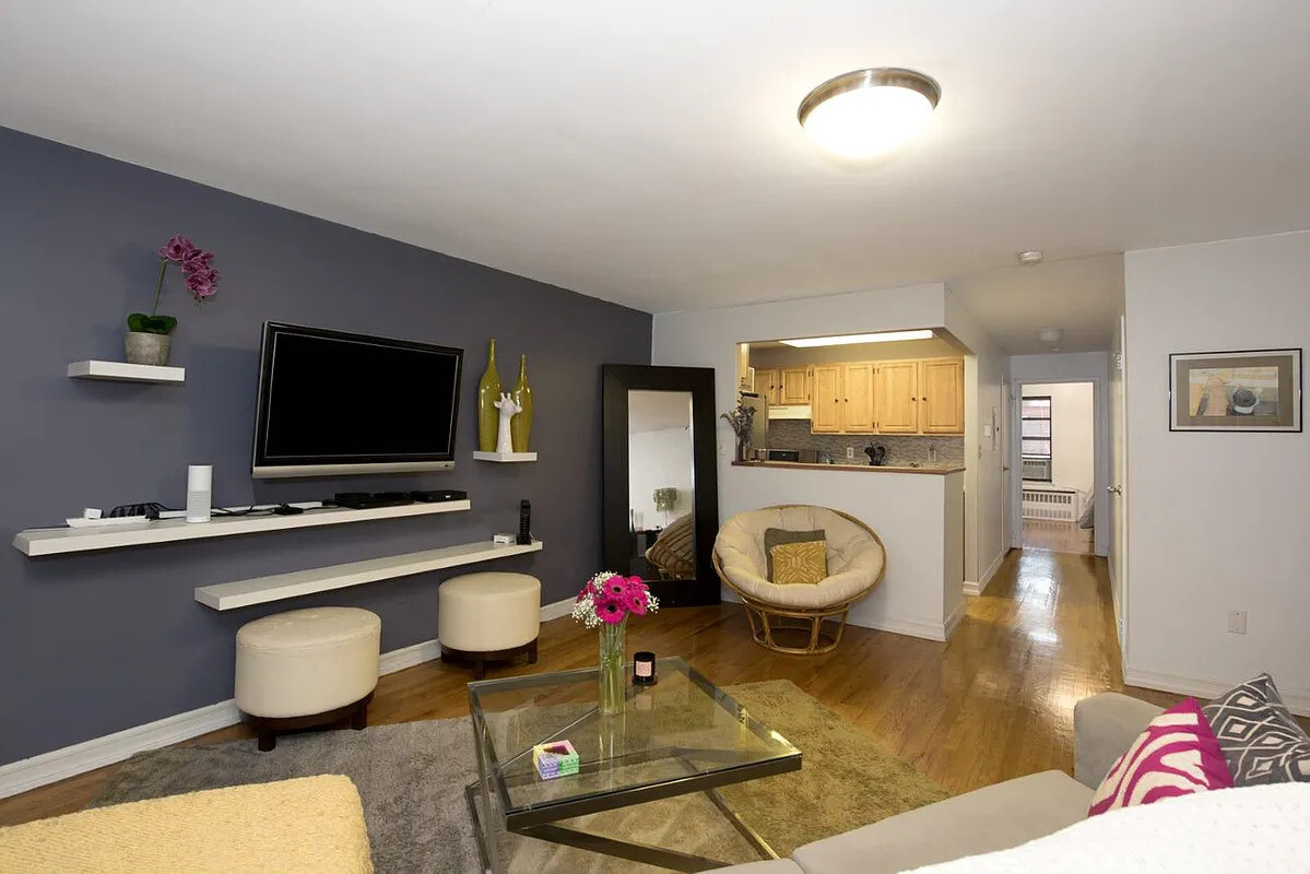 #2 photo, 8 E 127TH Street, Central Harlem , NY 10035