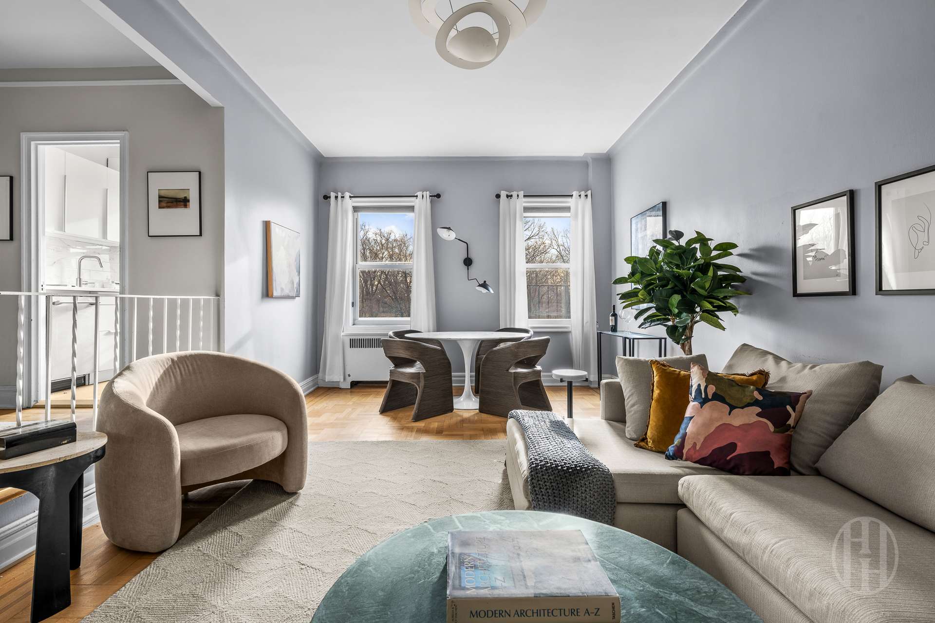 #1 photo, 55 Eastern Parkway, Prospect Heights , NY 11238