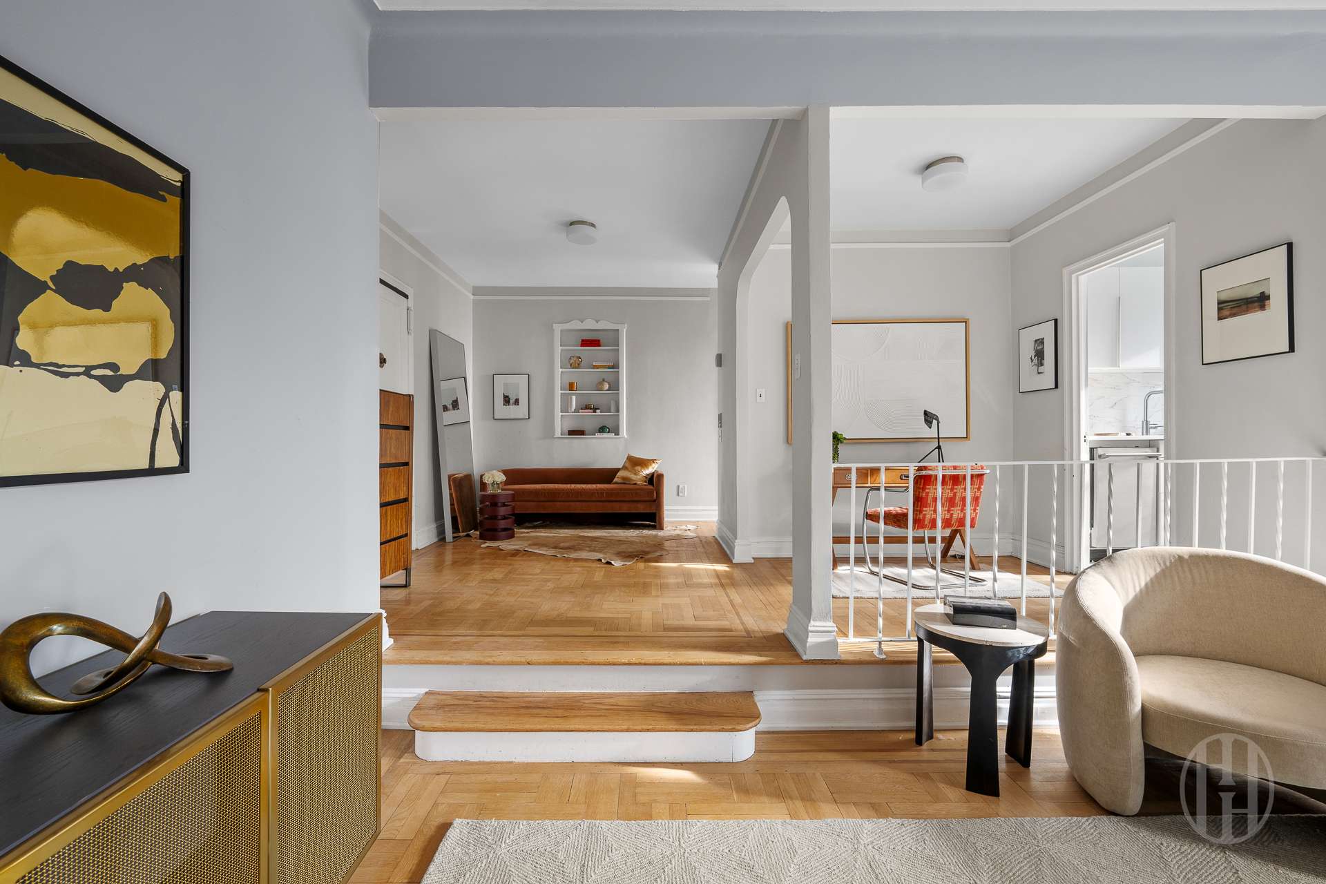 #4 photo, 55 Eastern Parkway, Prospect Heights , NY 11238