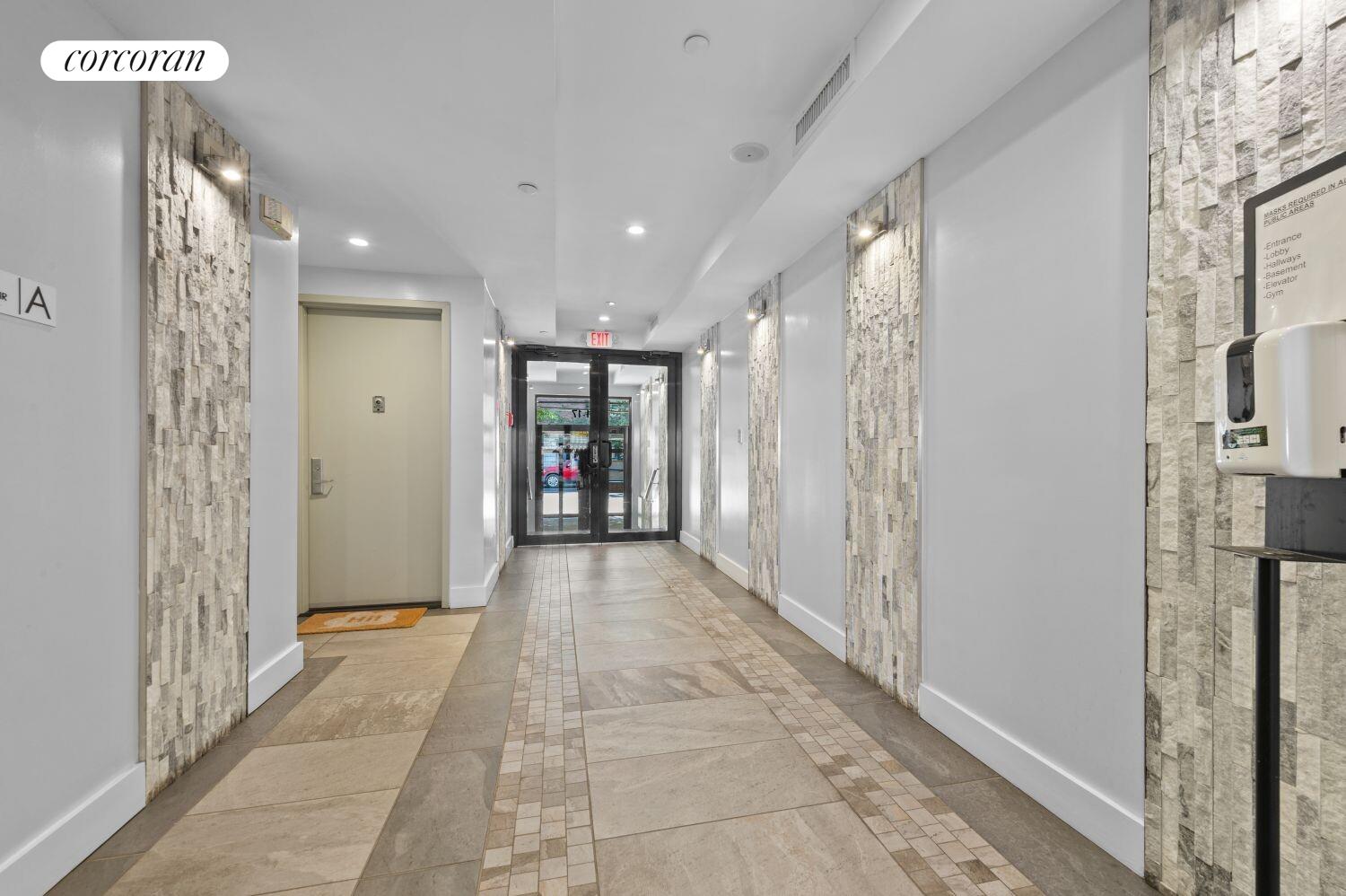 #14 photo, Astoria, קווינס Astoria , NY 11106