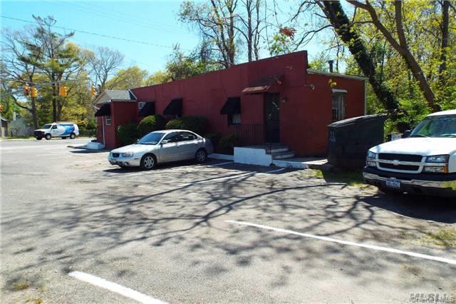 #5 photo, 421 Commack Road, Mastic Beach , NY 11951