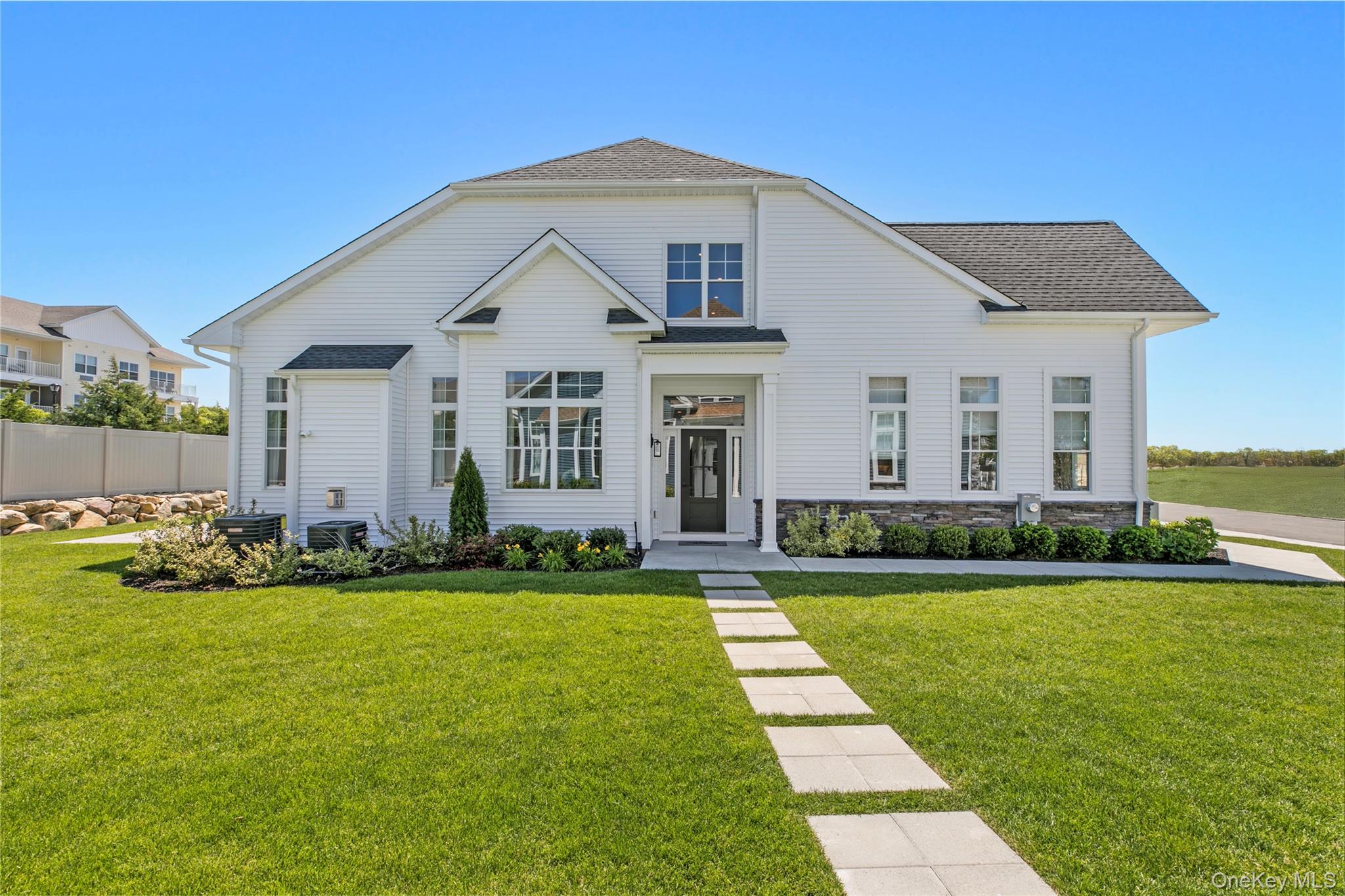 #2 photo, 140 Celine Lane, Yaphank , NY 11980