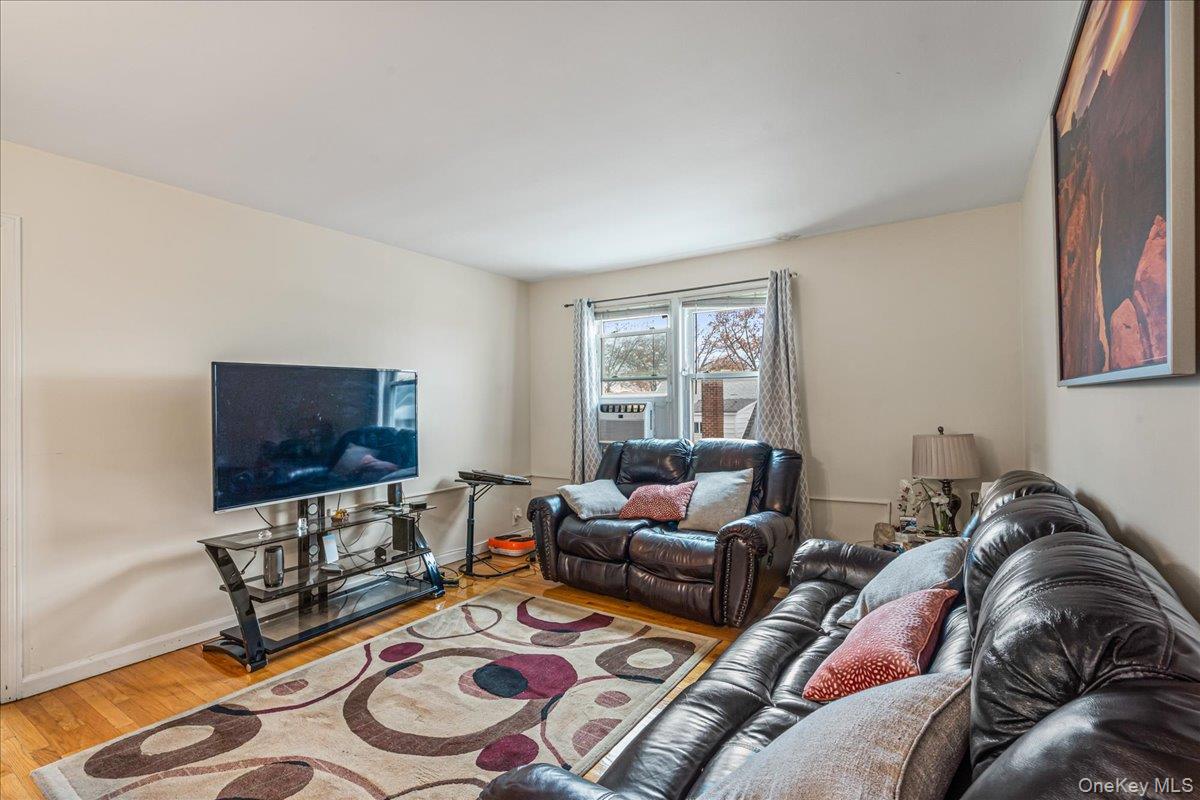 #17 photo, 15411 Willets Point Boulevard, Whitestone , NY 11357