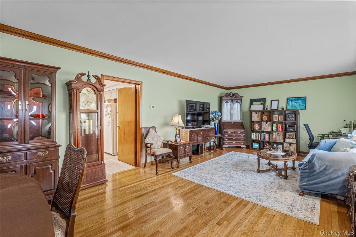 #4 photo, 15411 Willets Point Boulevard, Whitestone , NY 11357