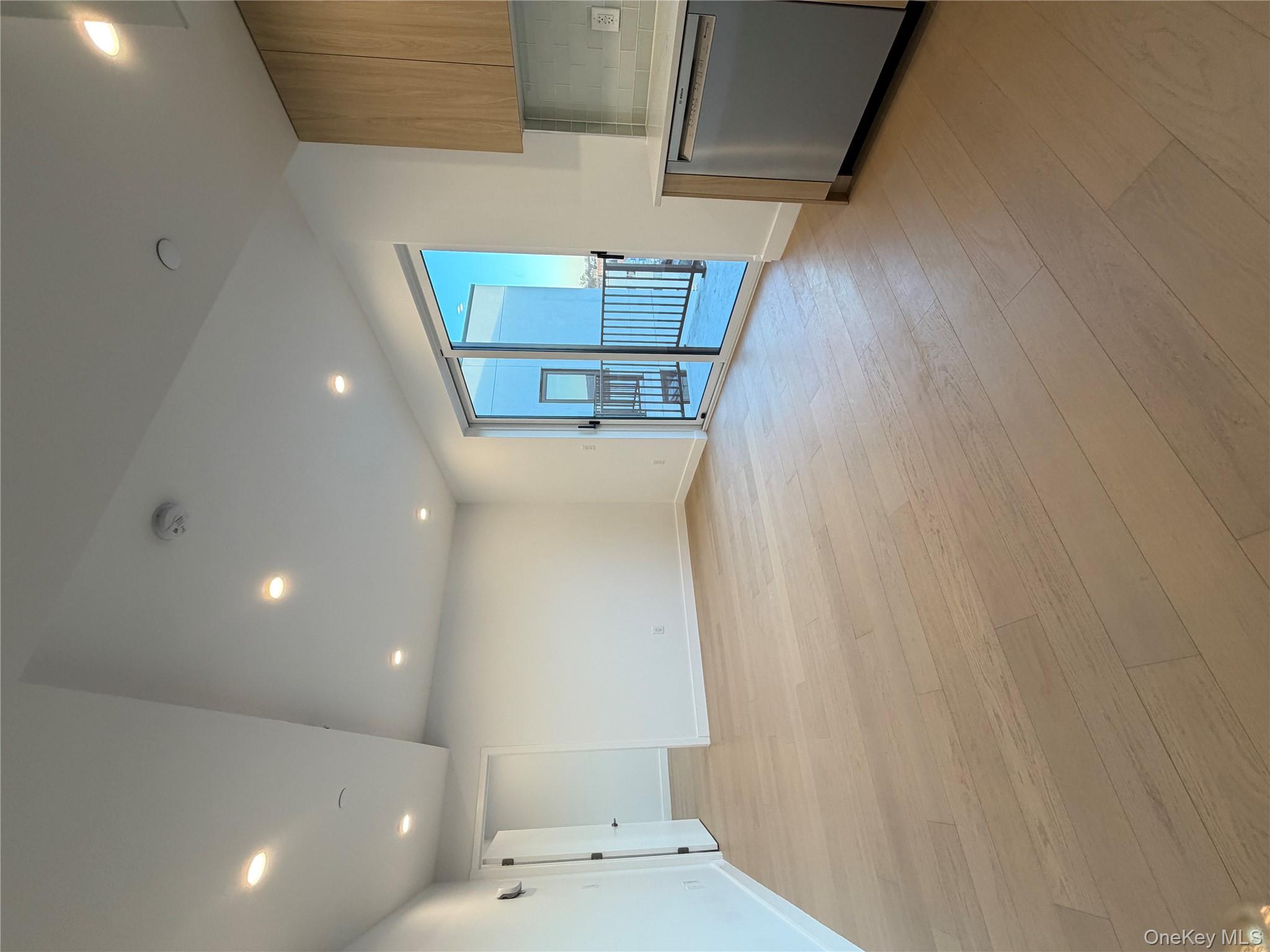 #3 photo, 150-02 Northern Boulevard, Flushing , NY 11354