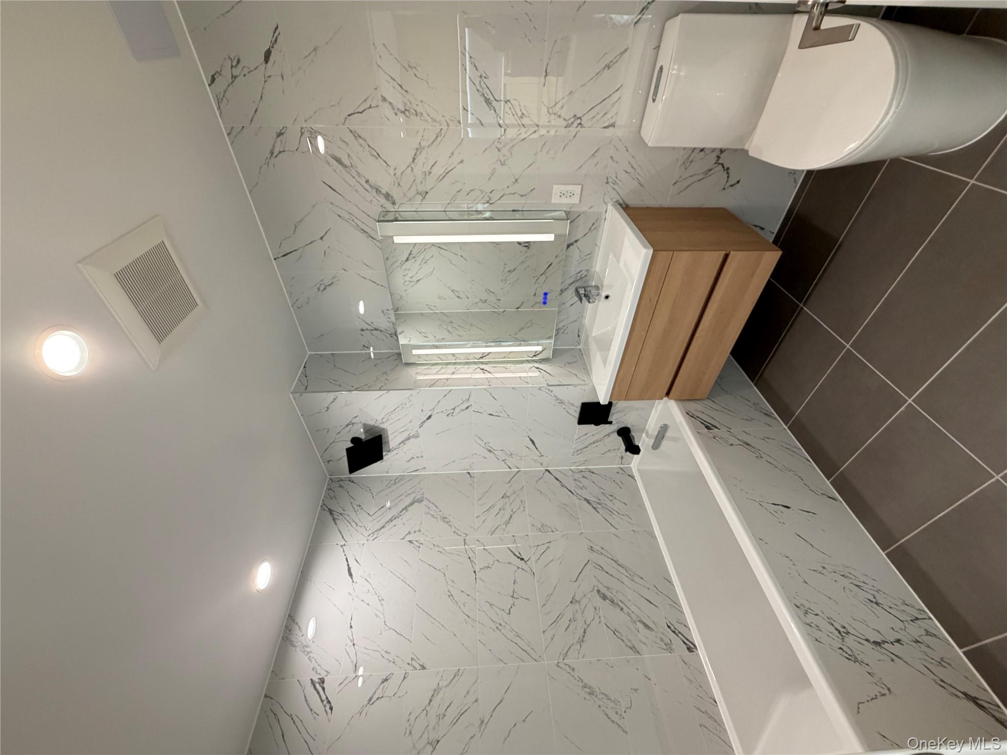 #4 photo, 150-02 Northern Boulevard, Flushing , NY 11354