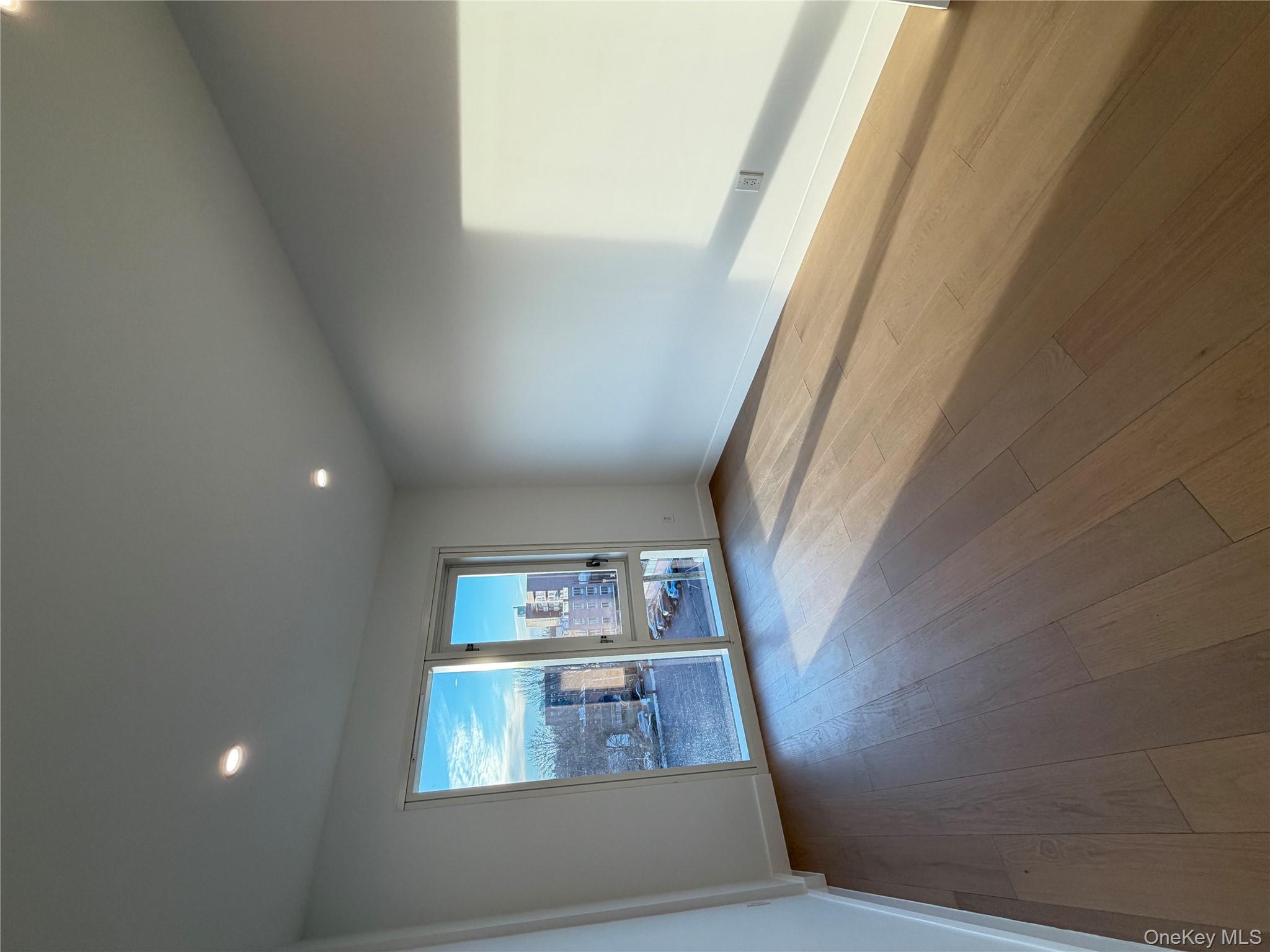 #5 photo, 150-02 Northern Boulevard, Flushing , NY 11354