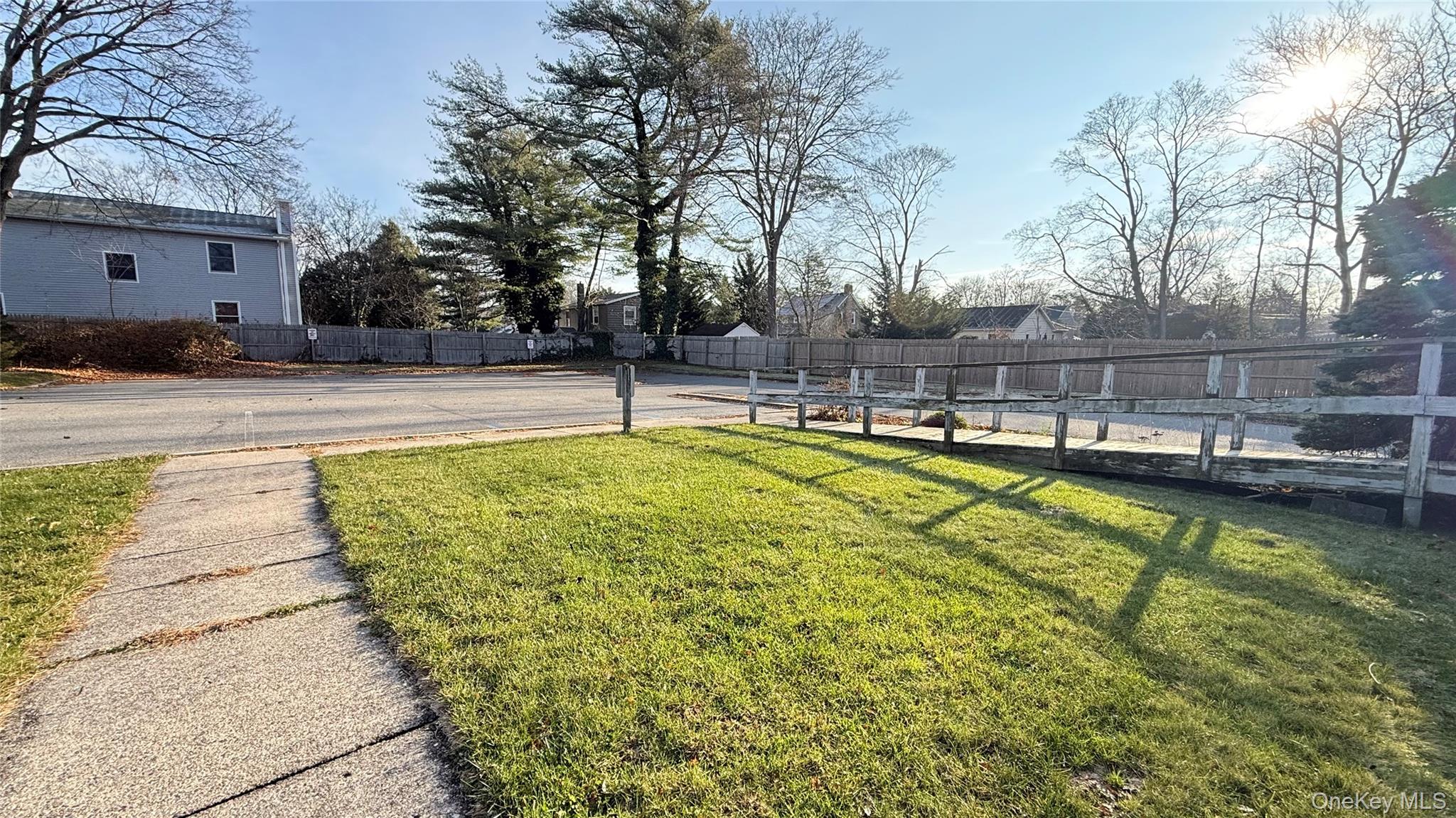 #7 photo, 982 Roanoke Avenue, Riverhead , NY 11901