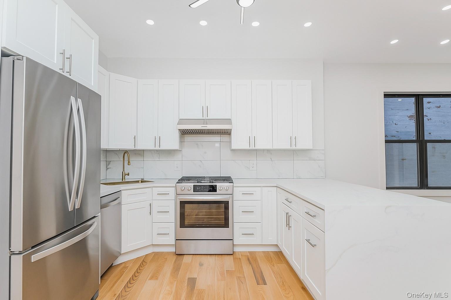 #12 photo, 711 E 52nd Street, Brooklyn , NY 11203