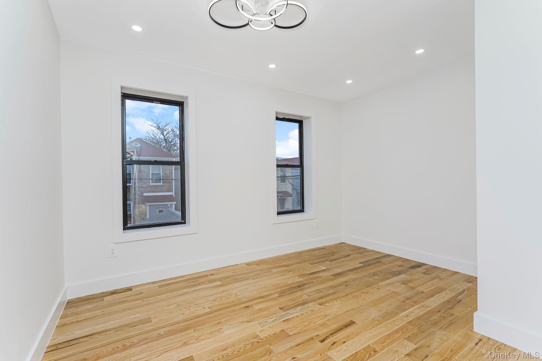 #14 photo, 711 E 52nd Street, Brooklyn , NY 11203