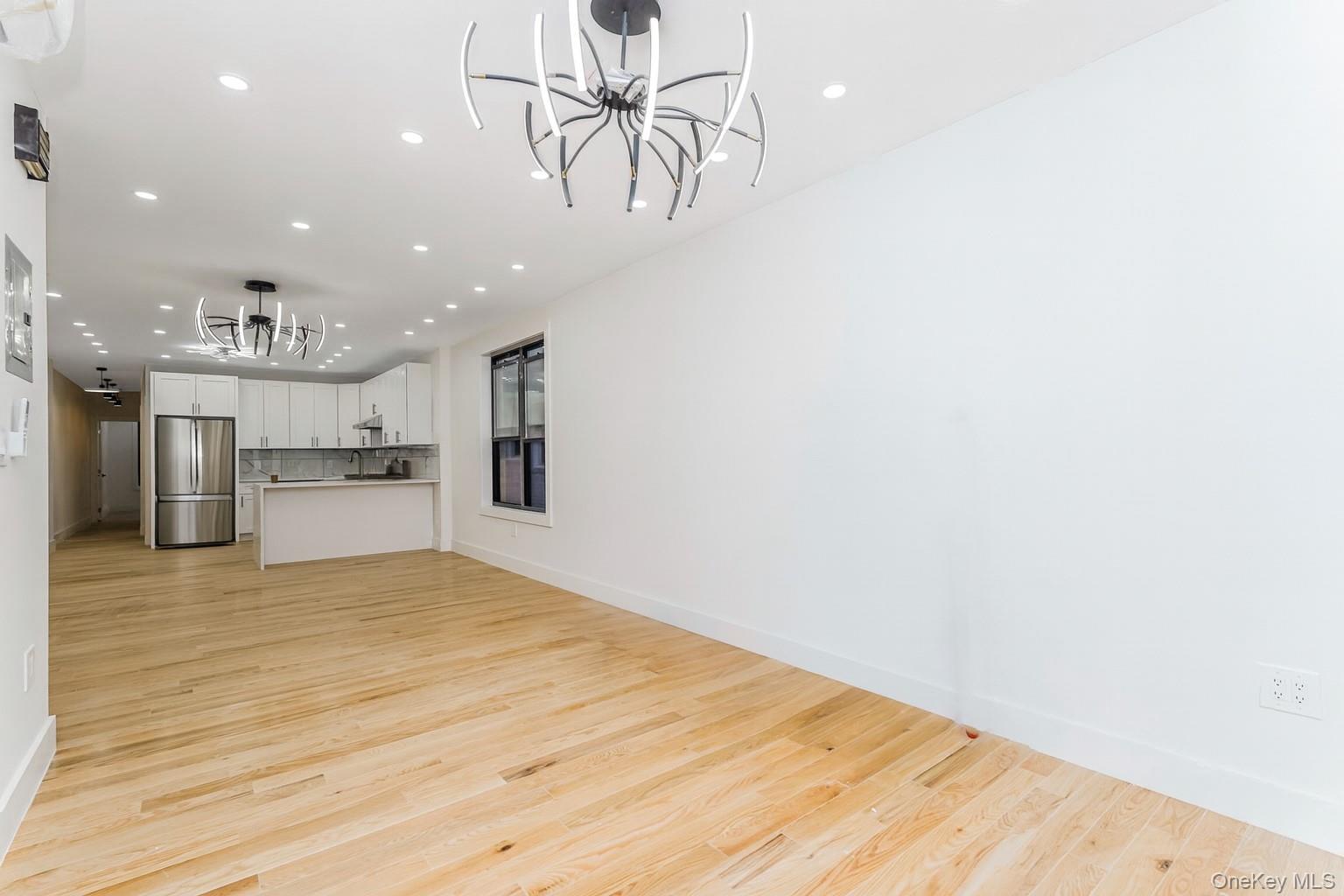 #4 photo, 711 E 52nd Street, Brooklyn , NY 11203