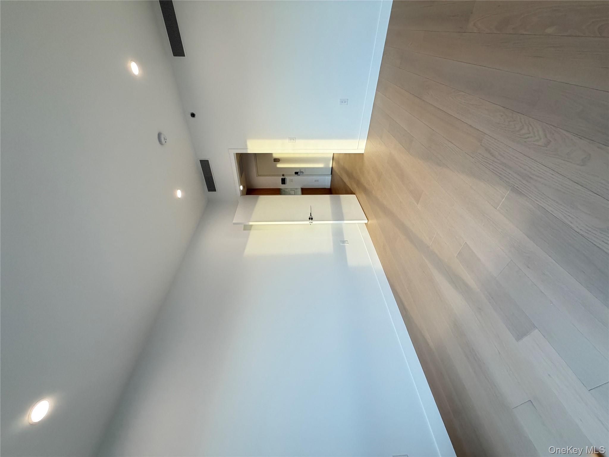 #6 photo, 150-02 Northern Boulevard, Flushing , NY 11354