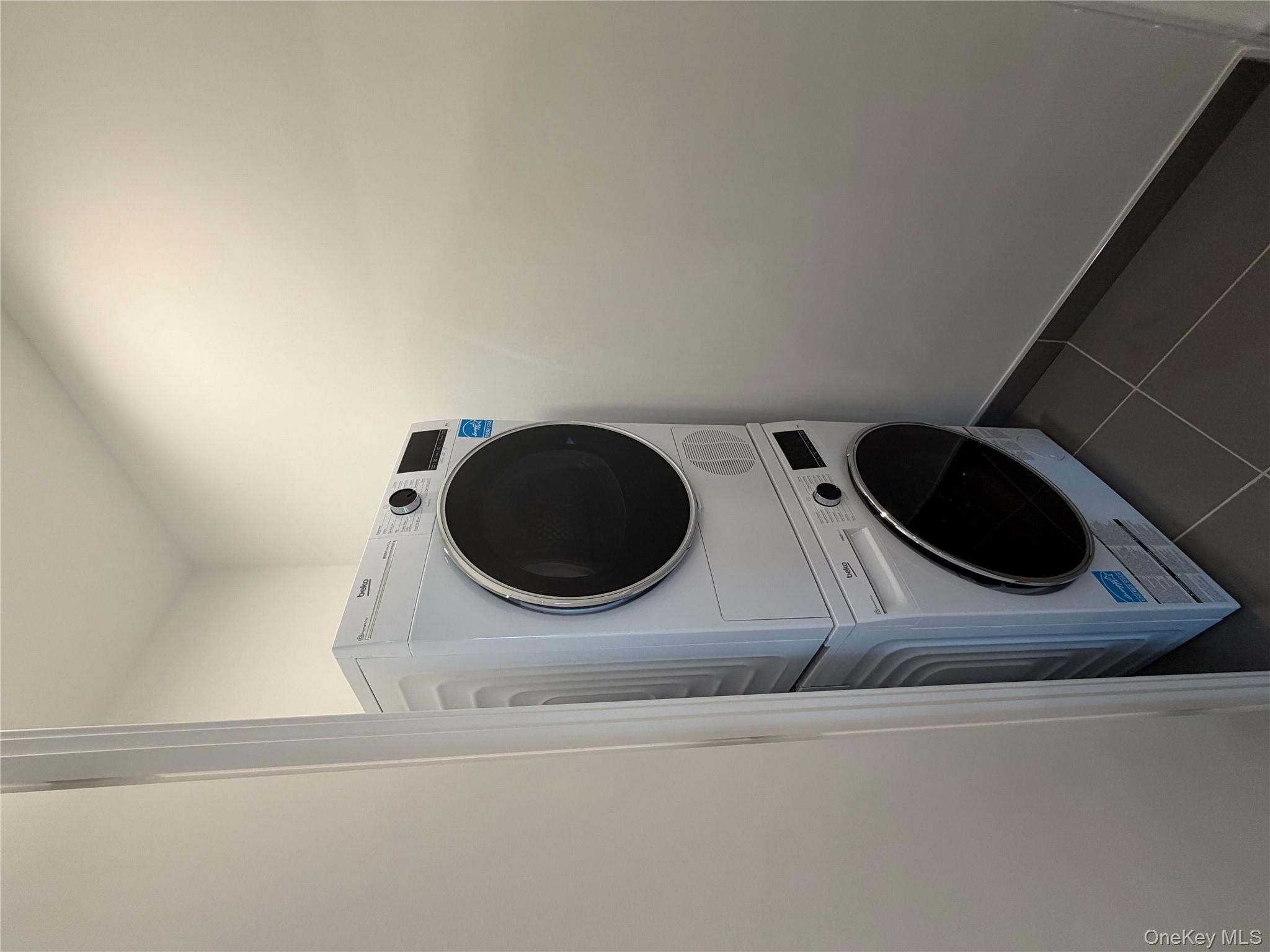 #7 photo, 150-02 Northern Boulevard, Flushing , NY 11354