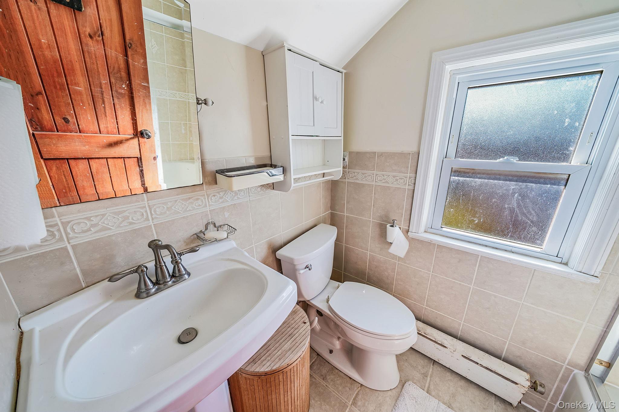 #11 photo, 64 E Chester Street, Valley Stream , NY 11580