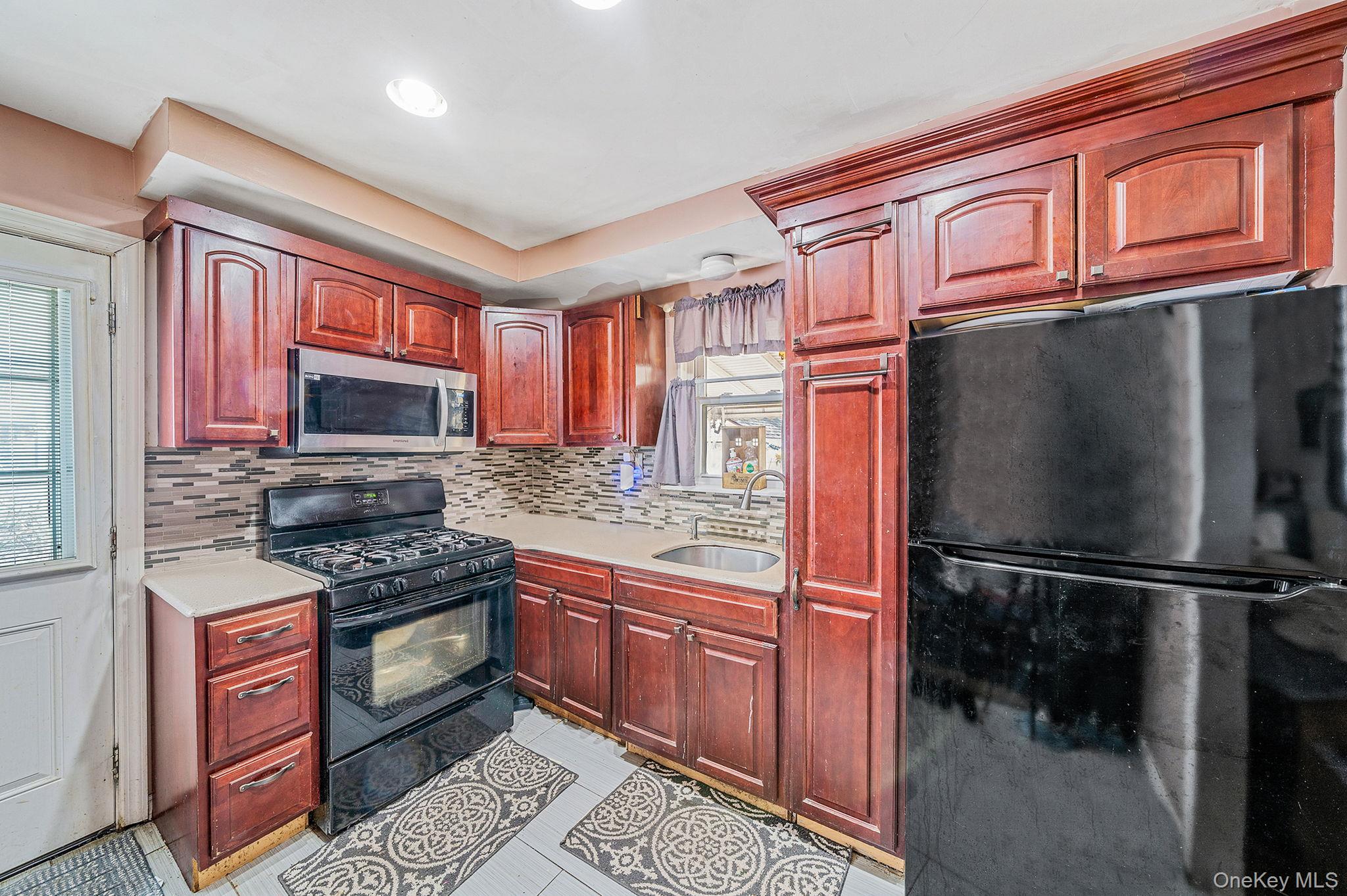 #5 photo, 64 E Chester Street, Valley Stream , NY 11580