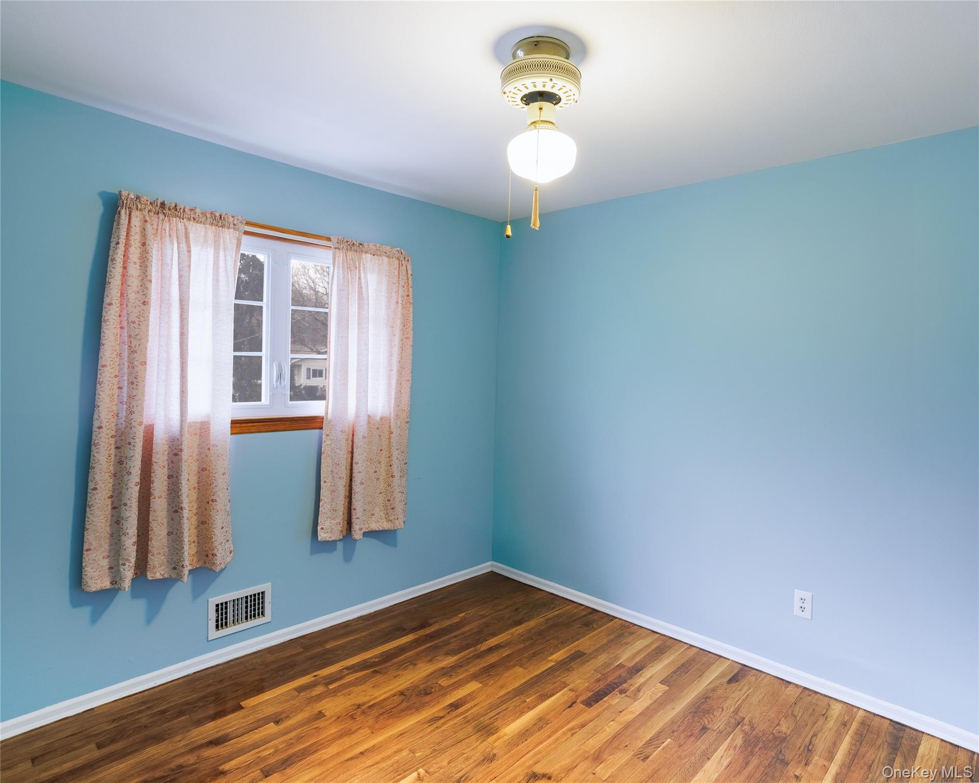 #10 photo, 5 Junard Boulevard, Port Jefferson Station , NY 11776