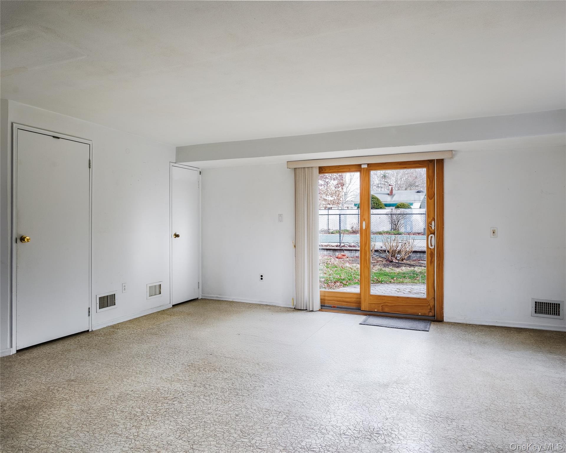 #15 photo, 5 Junard Boulevard, Port Jefferson Station , NY 11776