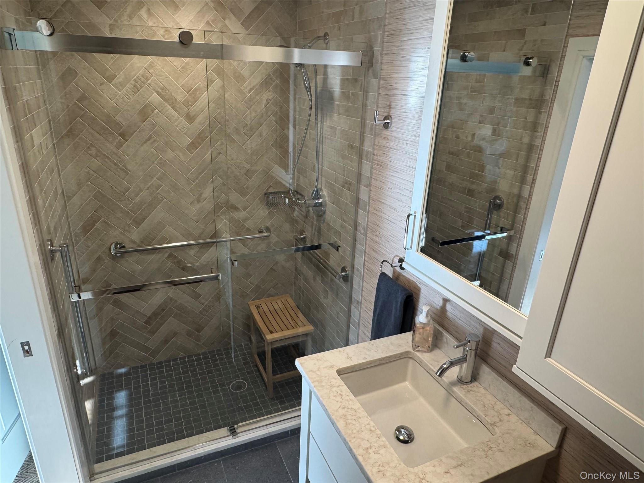 #8 photo, 910 Altessa Boulevard, Melville , NY 11747