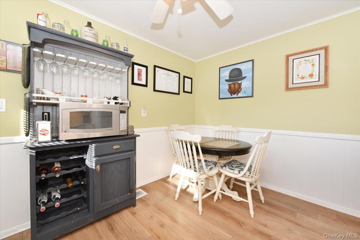 #10 photo, 27 Seaton Street, Massapequa , NY 11758