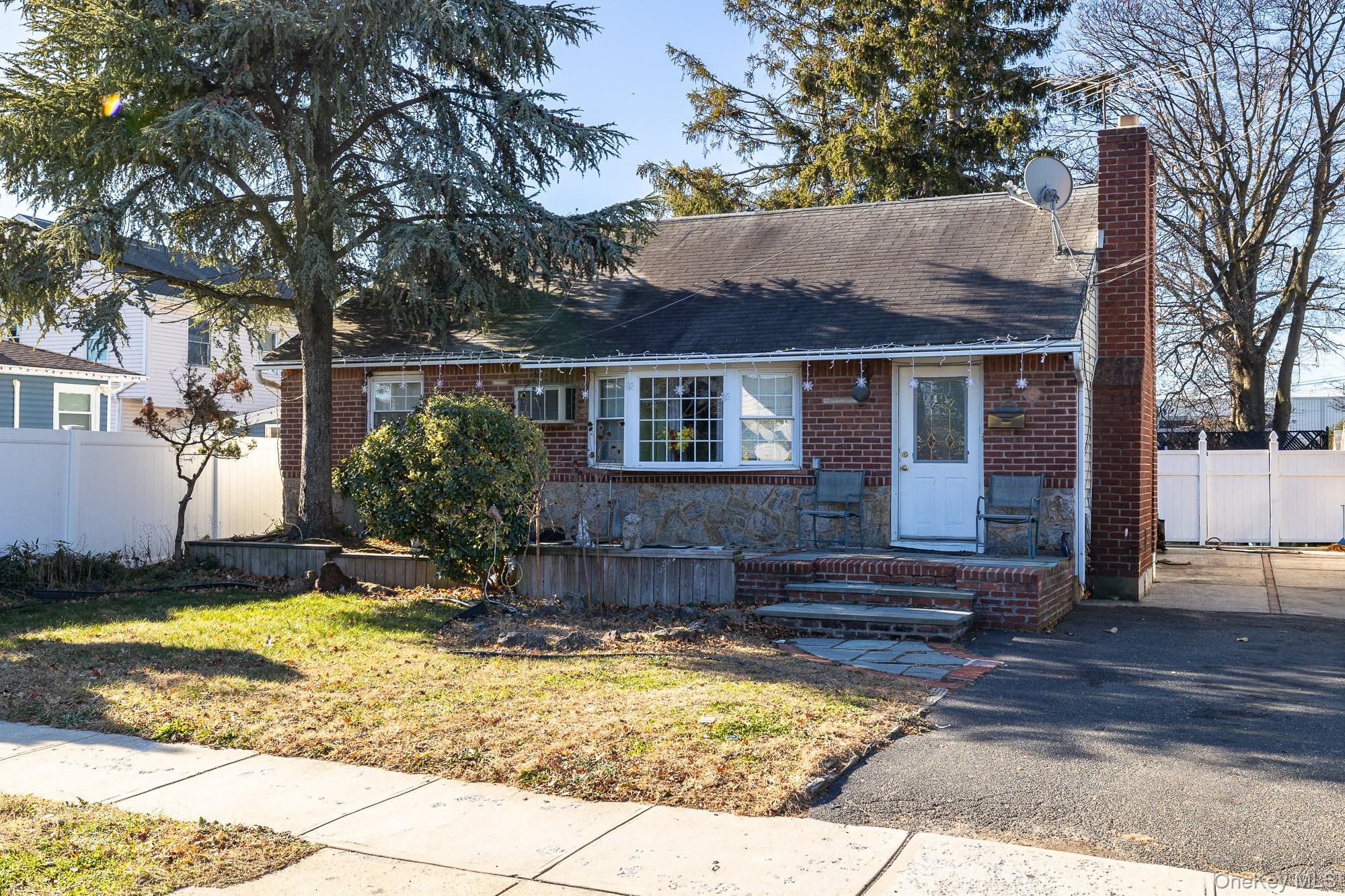 #1 photo, 5 Gardner Avenue, Hicksville , NY 11801