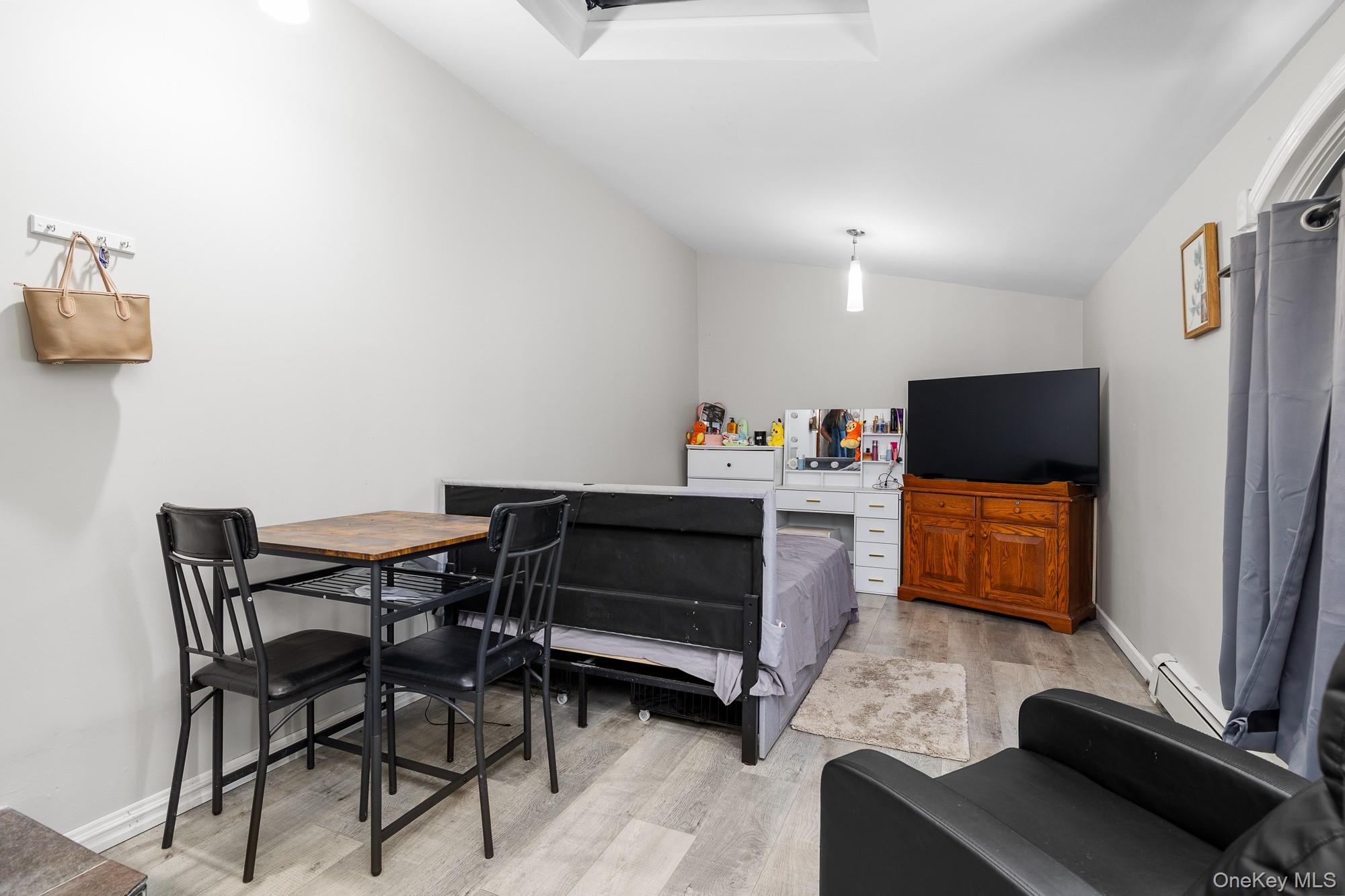 #12 photo, 5 Gardner Avenue, Hicksville , NY 11801