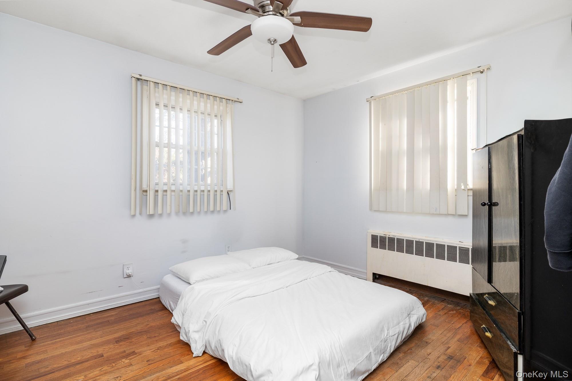 #16 photo, 5 Gardner Avenue, Hicksville , NY 11801