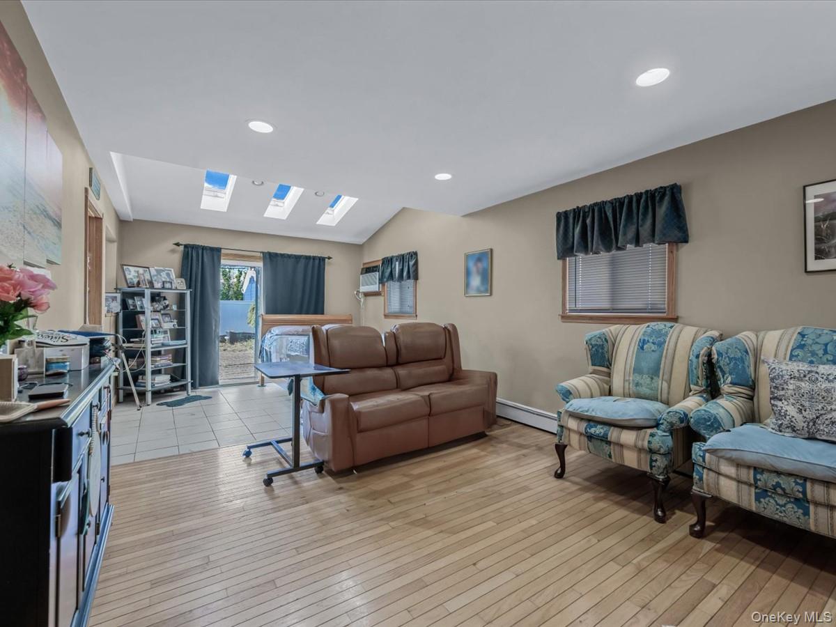 #7 photo, 12 Cable Lane, নাসাউ কাউন্টি Hicksville , NY 11801