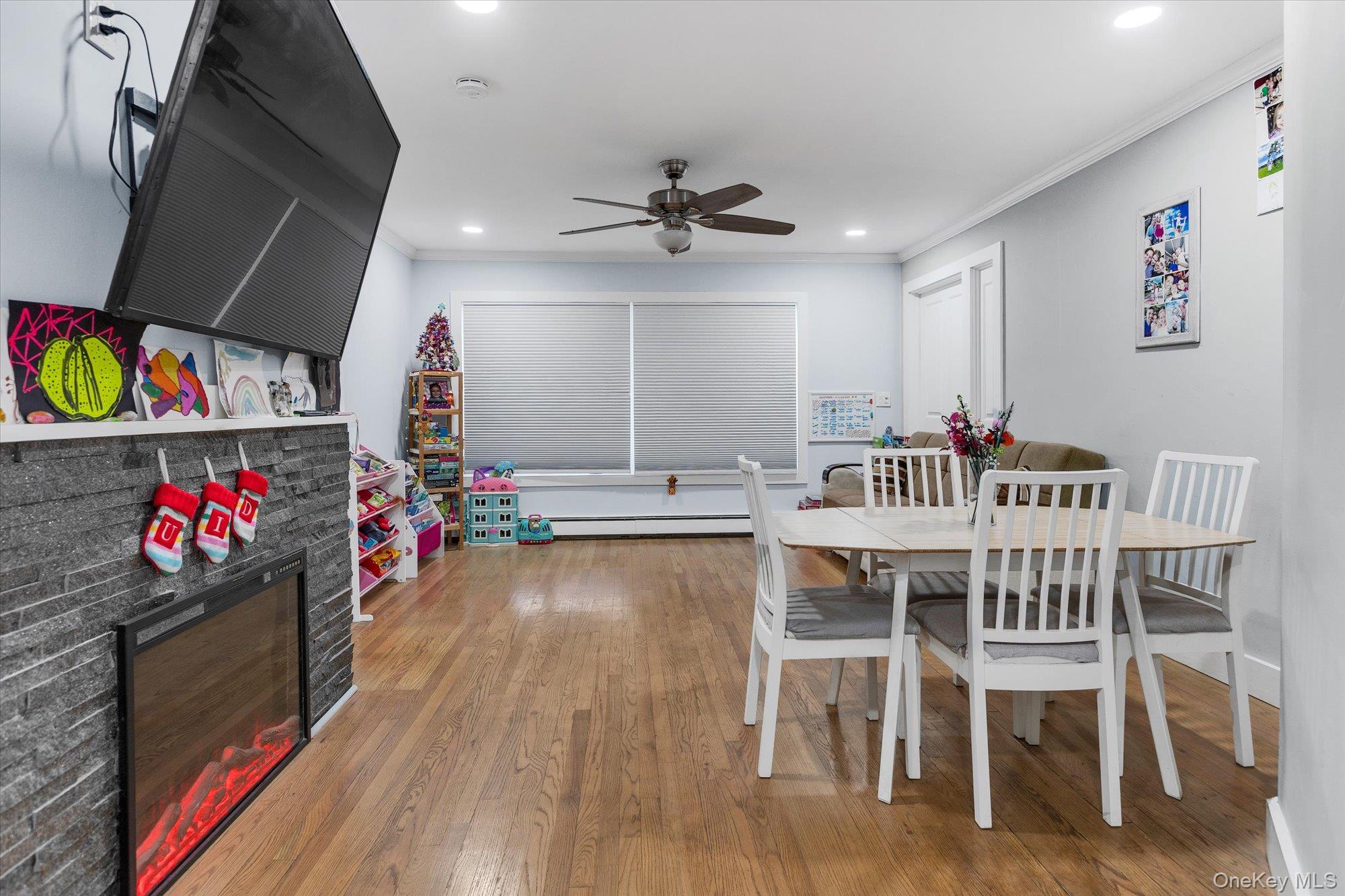 #17 photo, 56 Fairfields Lane, Huntington Station , NY 11746