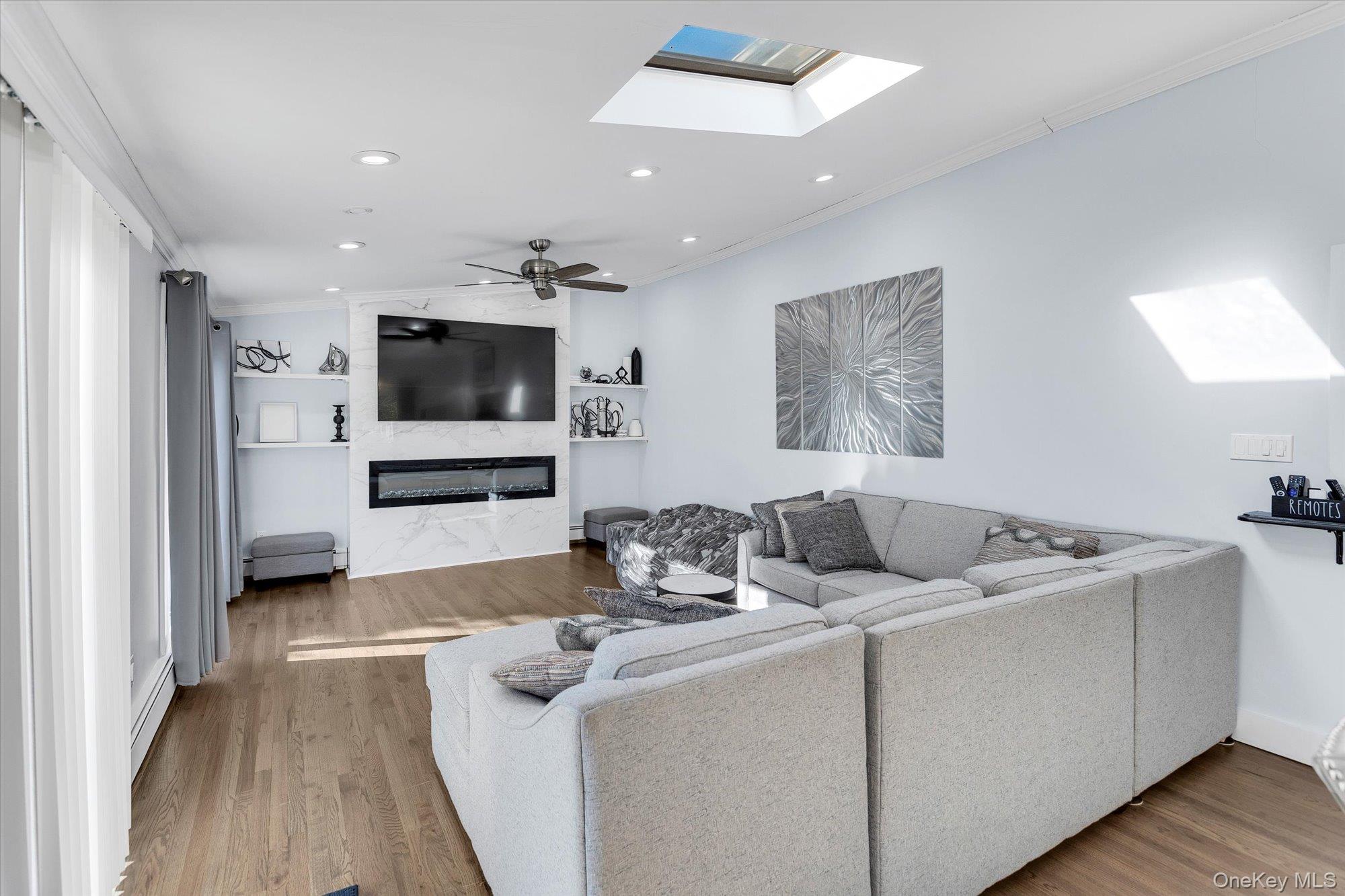 #3 photo, 56 Fairfields Lane, Huntington Station , NY 11746