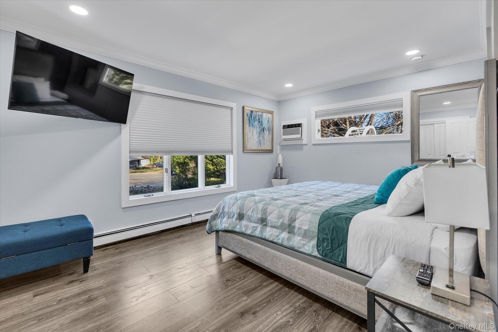 #6 photo, 56 Fairfields Lane, Huntington Station , NY 11746