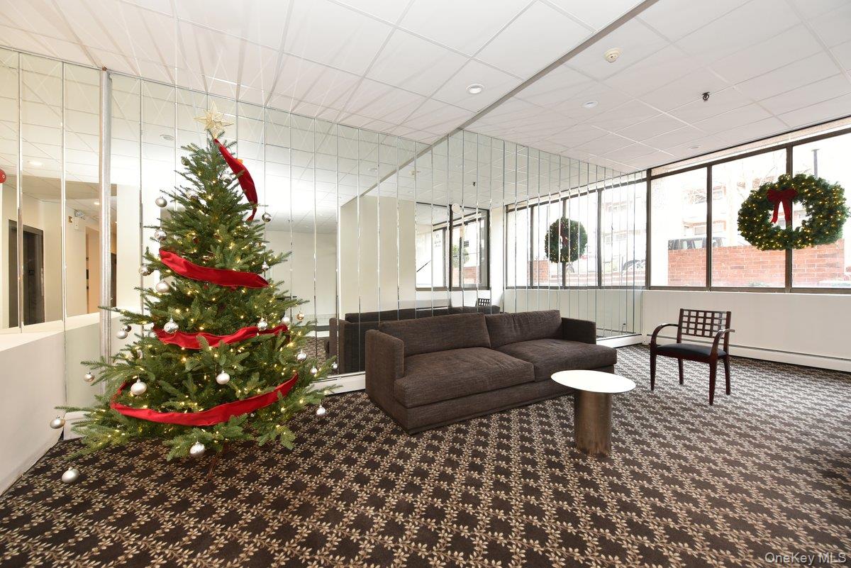 #15 photo, 101 Lincoln Avenue, 長島 Mineola , NY 11501