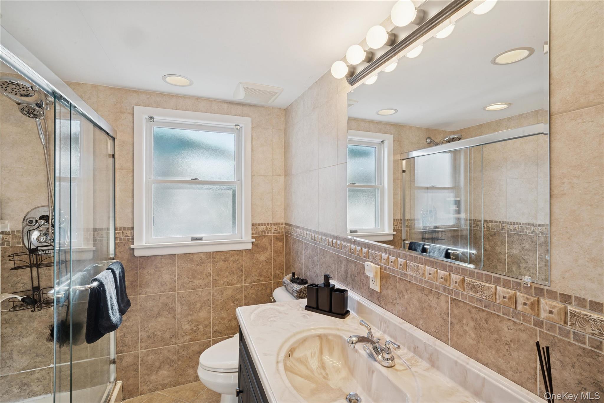 #13 photo, 484 18th Street, West Babylon , NY 11704