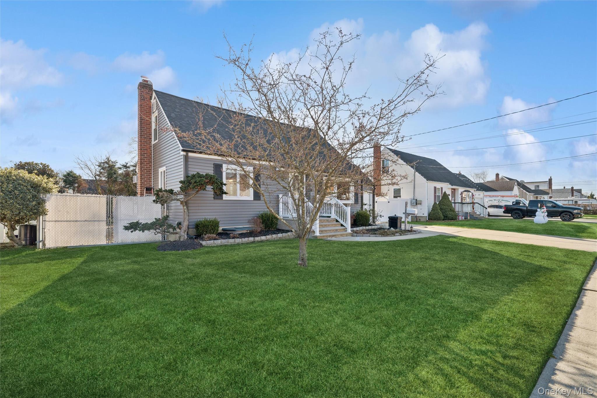 #2 photo, 484 18th Street, West Babylon , NY 11704