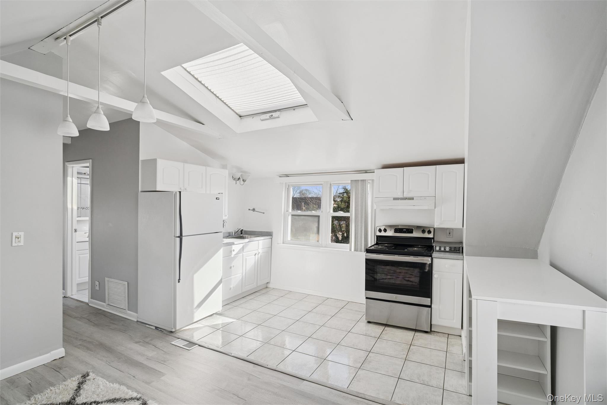 #20 photo, 484 18th Street, West Babylon , NY 11704