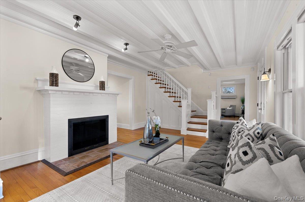 #16 photo, 68 Carlton Avenue, 長島 華盛頓港 Port Washington , NY 11050