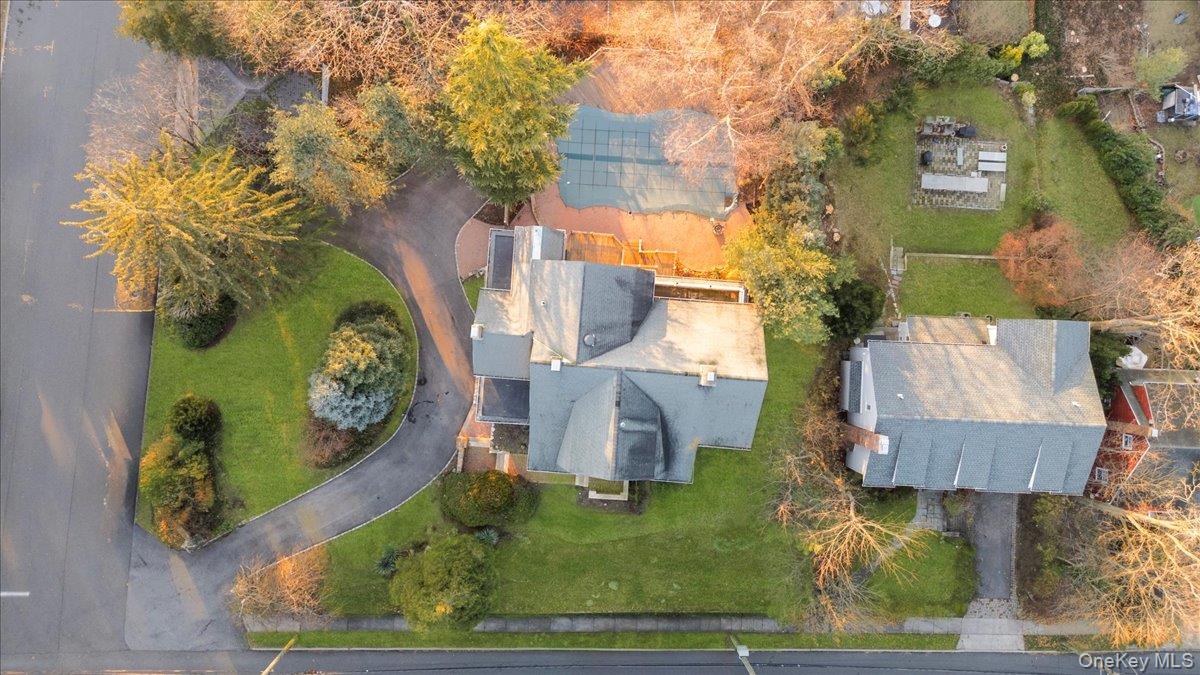 #4 photo, 68 Carlton Avenue, 長島 華盛頓港 Port Washington , NY 11050