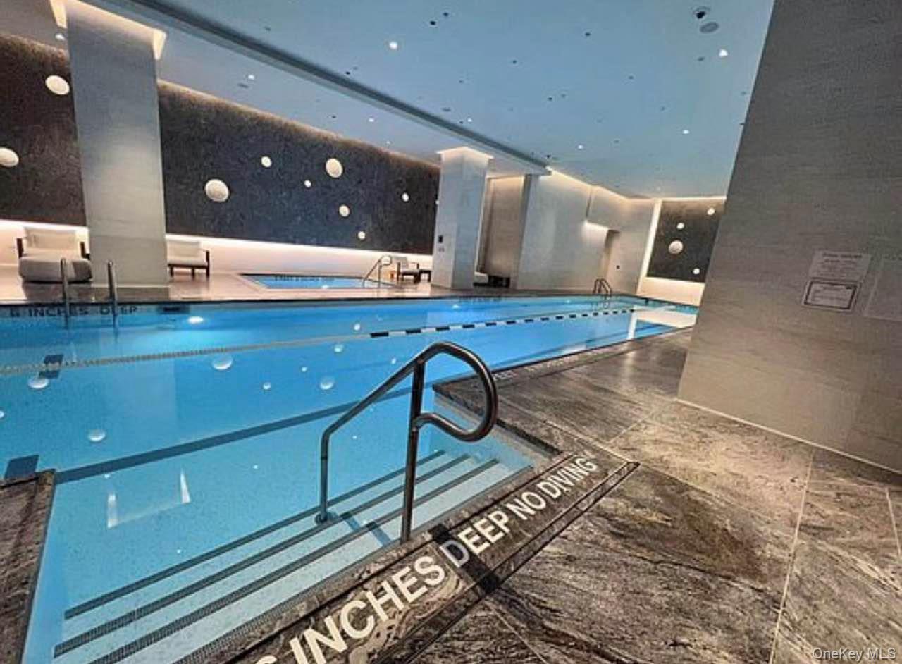 #18 photo, 138 Willoughby Street, Brooklyn , NY 11201