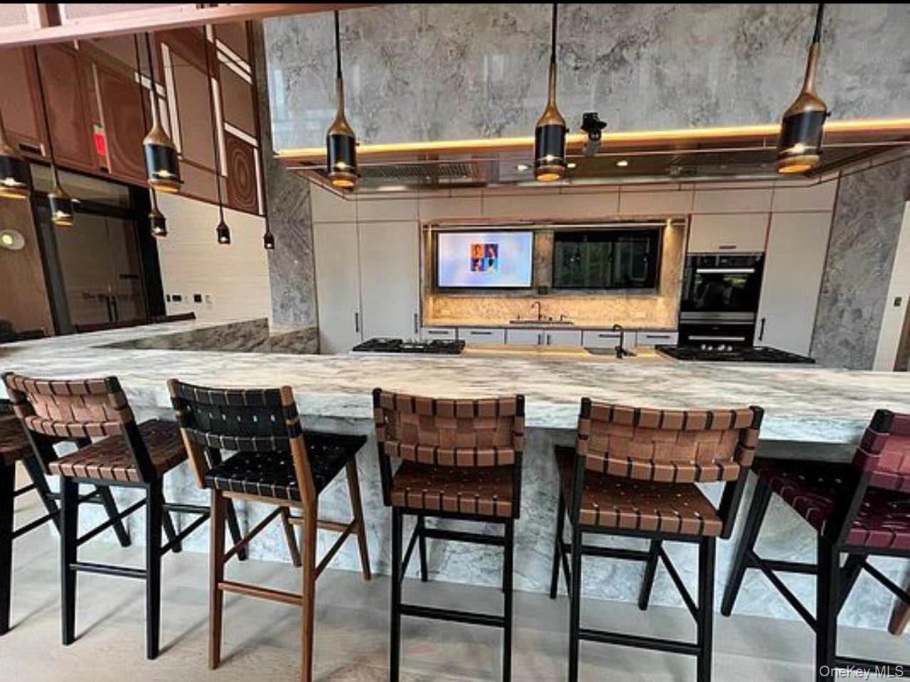 #5 photo, 138 Willoughby Street, Brooklyn , NY 11201