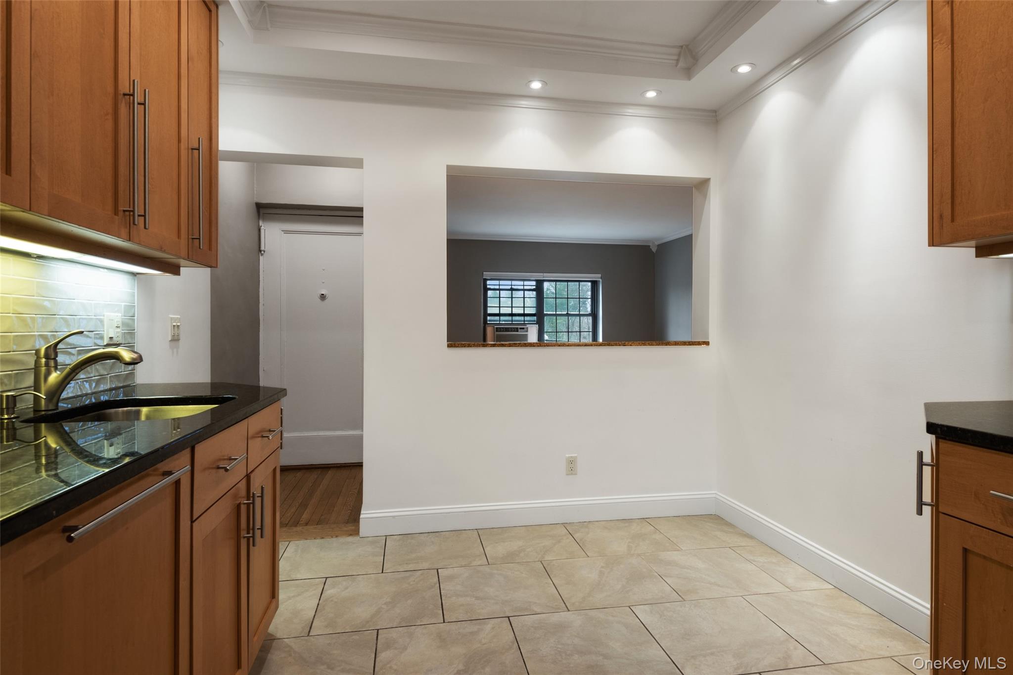 #7 photo, 1444 Boston Post Road, Larchmont , NY 10538