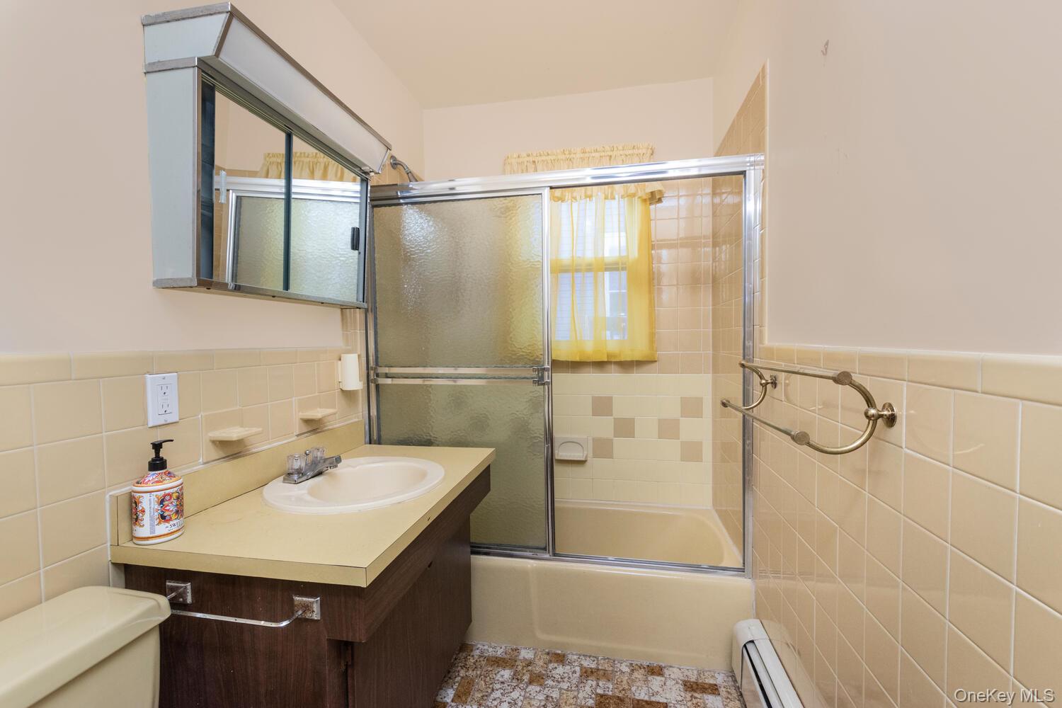 #12 photo, 127 Bellevue Place, 紐約州 Yonkers , NY 10703