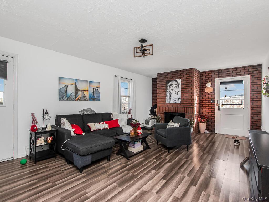 #16 photo, 127 Bellevue Place, 紐約州 Yonkers , NY 10703